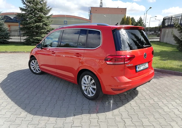 Volkswagen Touran cena 79000 przebieg: 117188, rok produkcji 2017 z Radom małe 232